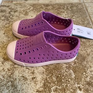 Native Jefferson Purple Shoes Size 11
